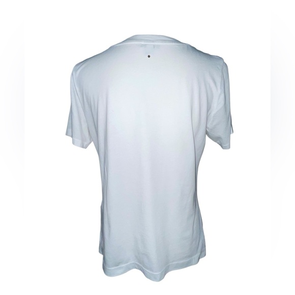 Cuyana Pima Cotton V-Neck T-Shirt - Picture 4 of 9
